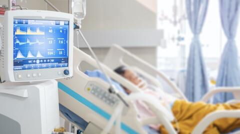 COVID patients are returning to hospitals, several months after the contamination