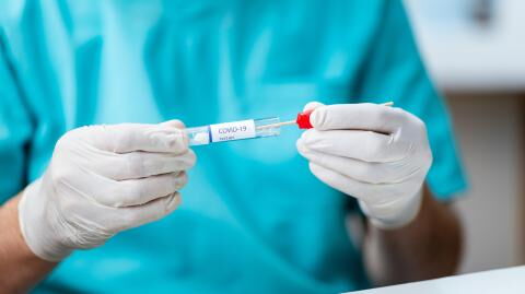 This new saliva test can determine the likelihood of severe COVID infection