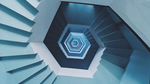 Optical illusion: What you see first in this image says a lot about your love life