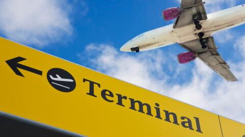 Ministers confirm new traffic light system for international travel