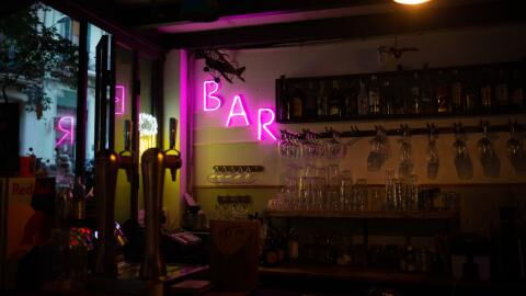 Supply chain issues hike in pub and restaurant prices in UK