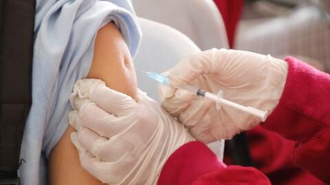 COVID: New Omicron-specific vaccines are in the works, but do we need them?