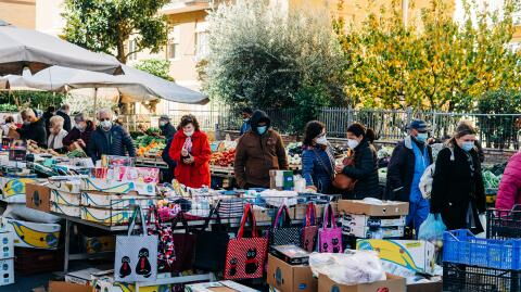 Covid-19: Greece, Portugal and Morocco to cut travel restrictions for Britons