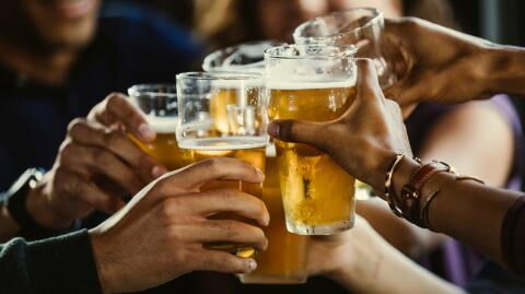 Studies confirm that beer goggles are very real