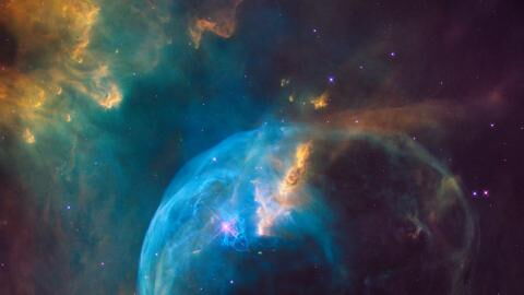 NASA: Hubble telescope views 3 galaxies destroying each other