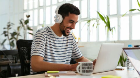Research shows listening to music while you work can be beneficial
