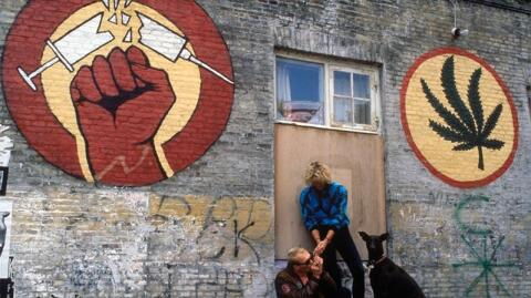 The Most Ridiculous Countries to Have Ever Existed