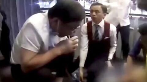 He Saved A Man's Life During A 10-Hour Flight By Sucking Urine From His Bladder