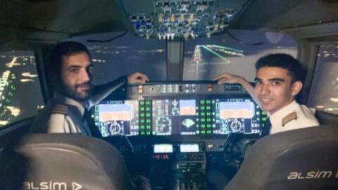At Just 18-Year-Old This Is One of the Youngest Commercial Airline Pilots in History