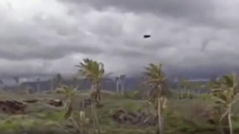 Some Google Maps users think they’ve found a UFO in Hawaii