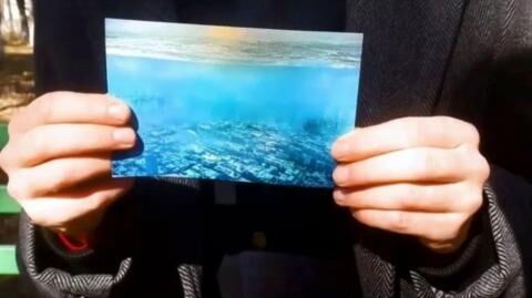 Time-traveller claims to have photographic proof of apocalypse