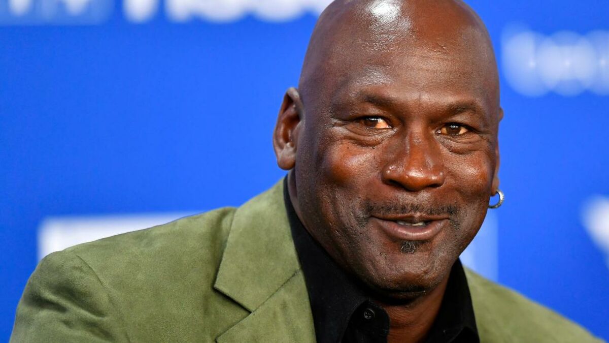 5 Things You Should Know About Michael Jordan, The Best Basketball