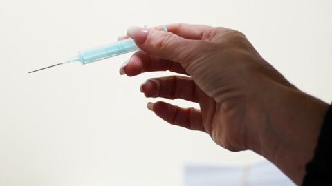 Omicron: Variant ‘greatly compromises’ all vaccines, including booster - study 