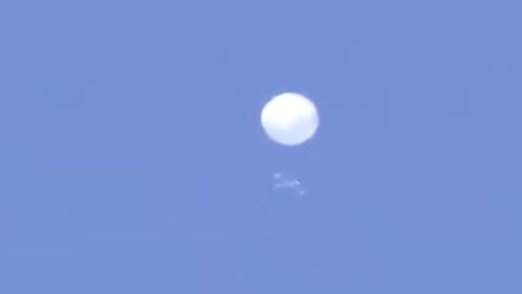 Footage of a ‘UFO’ over Japan has intrigued the web!