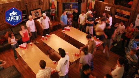 Un bar organise des tournois de Beer Pong