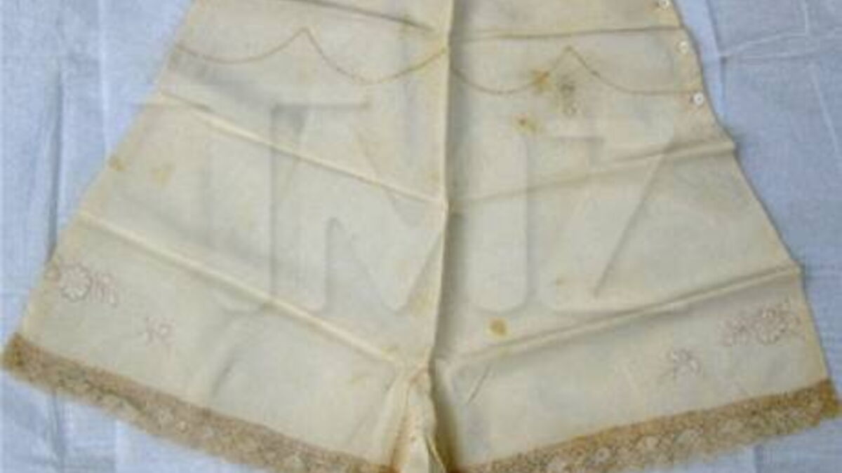 Une culotte de la Reine Elizabeth II vendue aux enchères