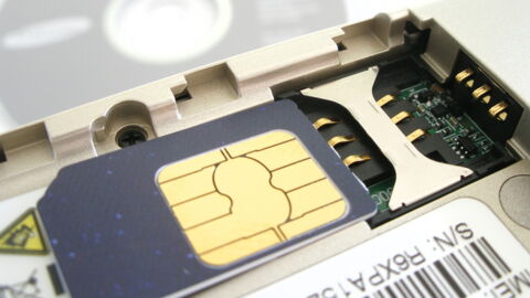 iPhone 7 - Galaxy S7 : Vers la disparition de la carte SIM pour smartphone