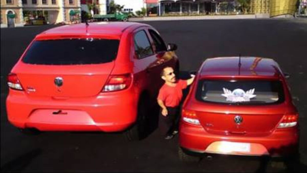 Découvrez la voiture pour personnes de