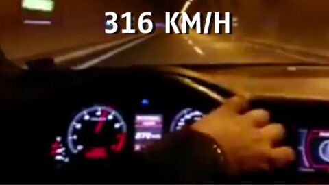 Un homme roule à plus de 300 km/h dans un tunnel urbain
