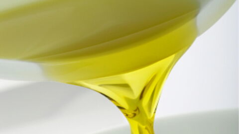 Il boit de l'essence en tant que médicament depuis 42 ans !