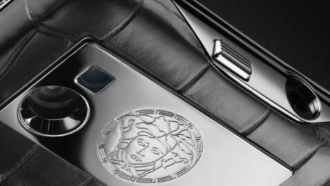 Découvrez en photos le Versace Unique, le smartphone de luxe