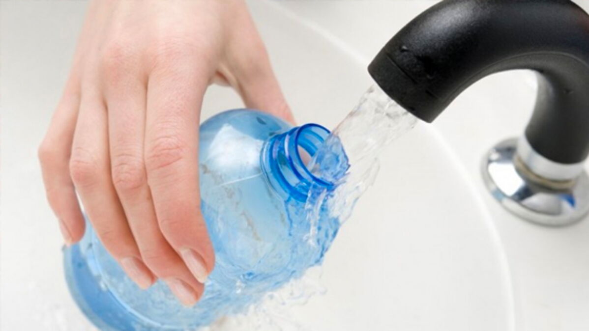 Estce vraiment sans danger de réutiliser sa bouteille d'eau en plastique — free download