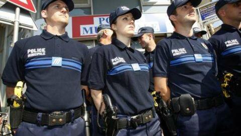 Gyros bleus : après les gilets jaunes, les policiers vont aussi manifester sur les Champs-Élysées