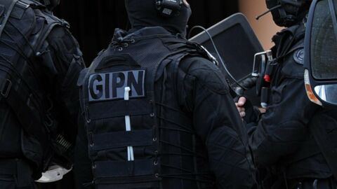 Prise D'otage A Marseille Prise d'otage à Marseille : le forcené tué par le GIPN