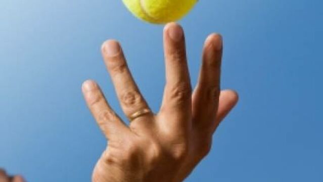 Roland-Garros : voici ce que deviennent les balles de tennis usagées