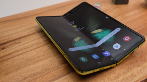 Galaxy Fold : la sortie du smartphone pliable retardée par Samsung