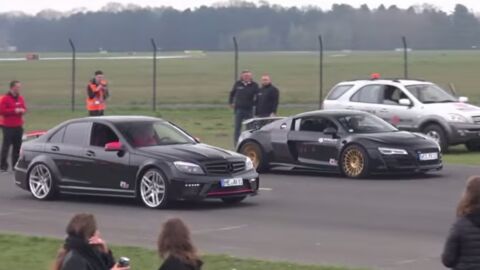 Superbe duel entre une Audi R8 GT850 et une Mercedes C63 AMG Prior