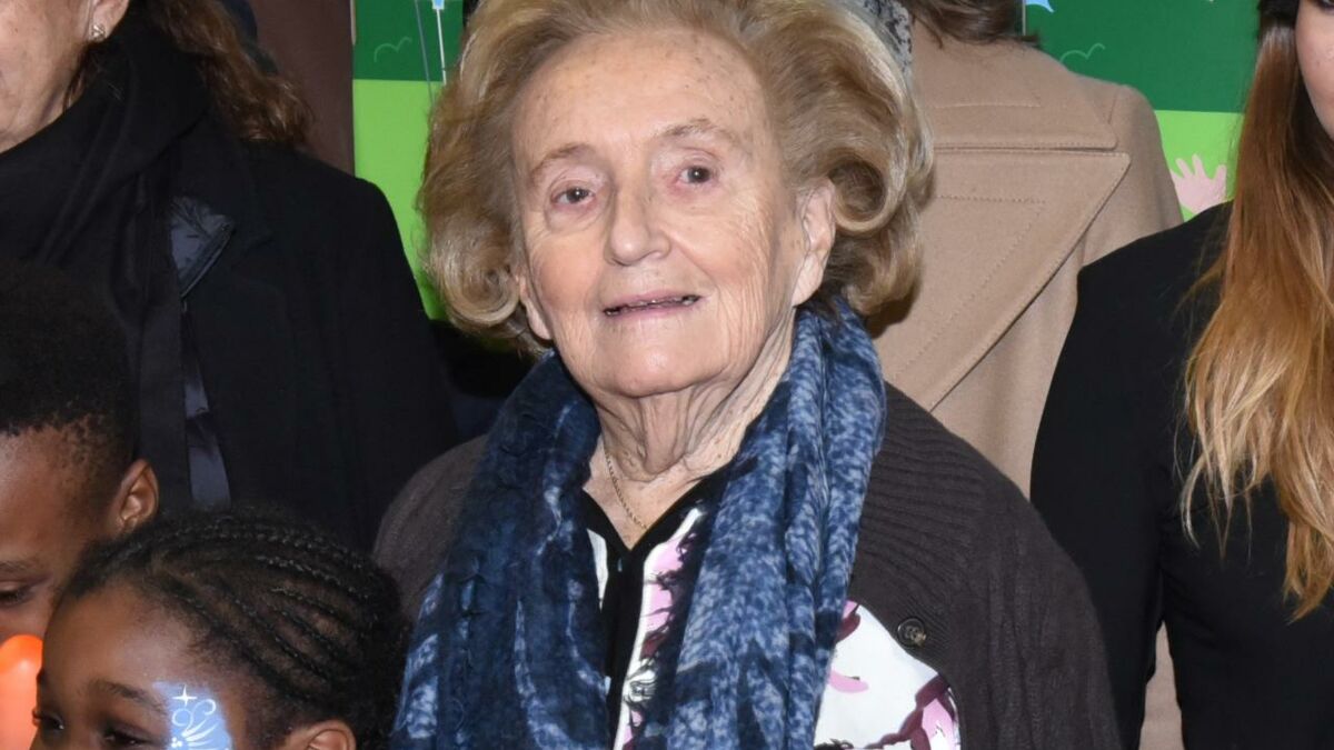 Que Devient Madame Bernadette Chirac, L'ancienne Première Dame