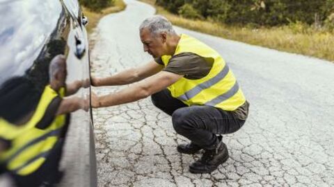 LOT-ET-GARONNE. En nettoyant sa voiture, il retrouve un jeu à gratter et  gagne 500 000 euros