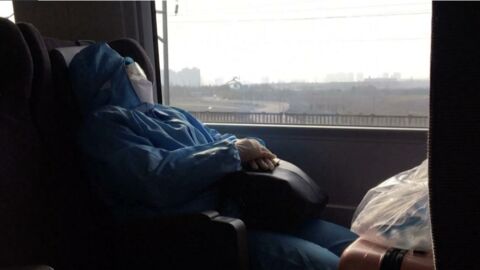 Coronavirus : à l'intérieur d'un train pour Wuhan, les images saisissantes (VIDÉO)