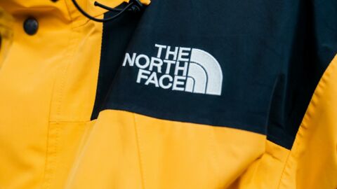 The North Face : cette doudoune que tout le monde s’arrache perd 100 €, c’est de la folie ! 