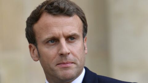 Emmanuel Macron : son échange tendu avec un syndicaliste à la sortie de la Pitié-Salpêtrière (VIDÉO)