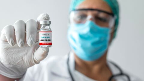 Covid-19 : un vaccin de Pfizer adapté à Omicron bientôt prêt
