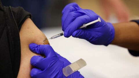 Belgique : un homme interpellé alors qu’il allait recevoir une 9e dose de vaccin