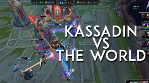 League of Legends: Er rettet im 1on5 mit Kassadin die Basis