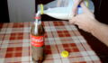 Er mischt Cola mit Milch und kann kaum glauben, was passiert!