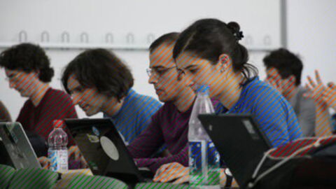 Optische Täuschung: Dieses Foto ist in Wirklichkeit schwarz-weiß