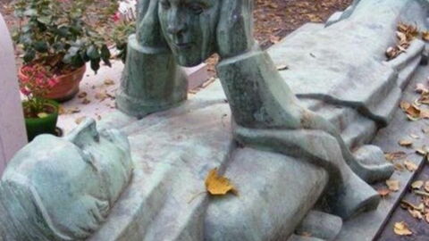 Humorvolle Gräber: So witzig kann Friedhof sein