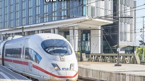 Bahn-Fails: Mit diesen Durchsagen bringt der Schaffner alle Fahrgäste zum Lachen
