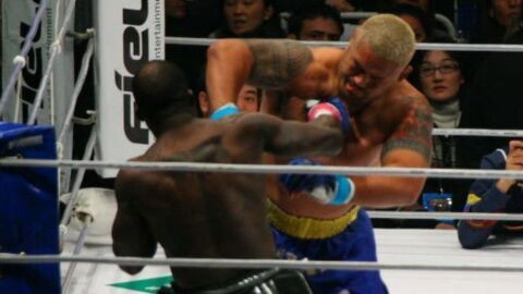 K1: Der überraschende und heftige K.O. von Melvin Manhoef gegen Mark Hunt