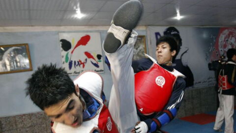 Extremes Training von Taekwondo-Meistern
