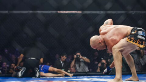 Peinliches Comeback: Chuck Liddell blamiert sich im Kampf gegen Tito Ortiz