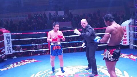 Millionär bezahlt Buakaw und fordert ihn zu einem Muay-Thai-Kampf heraus
