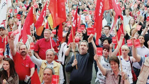 Große deutsche Gewerkschaft fordert kürzere Arbeitszeiten