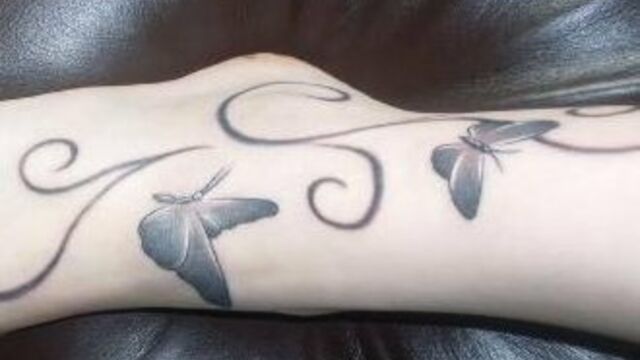 Tattoo motive blumen sterne schmetterlinge