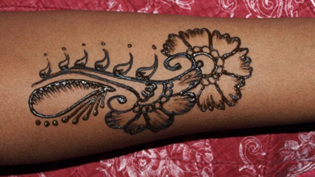 Tattoo vorlage frauen arm Tattoo Frauen